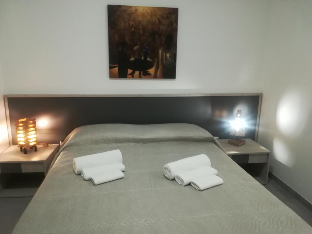 Bed and Breakfast Dimora Dell'Artista 2 Lecce Exterior foto